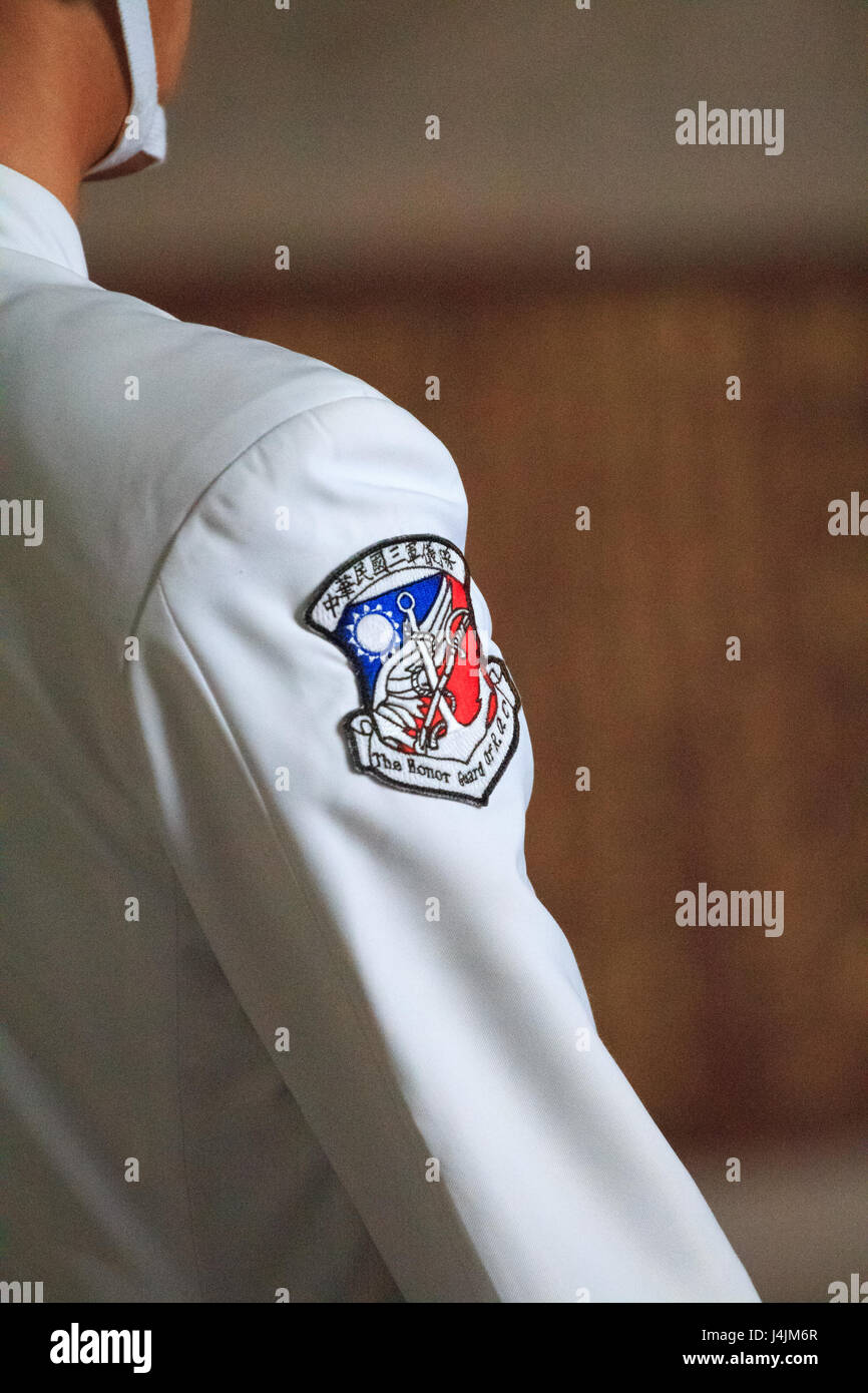 Close-up of the shoulder sleeve insignia of The Honor Guard of ROC in white uniform at the Chiang Kai-Shek Memorial Hall in Taipei Stock Photo