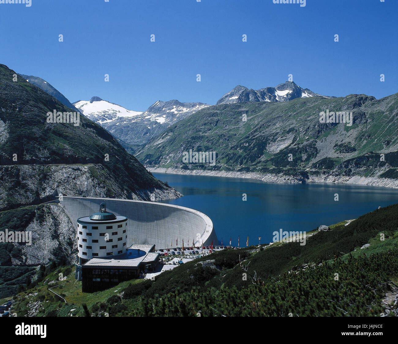 pics Kölnbrein Dam Hotel https www alamy com stock photo austria carinthia malta klnbrein reservoir mountain hotel of malta 140553518 html