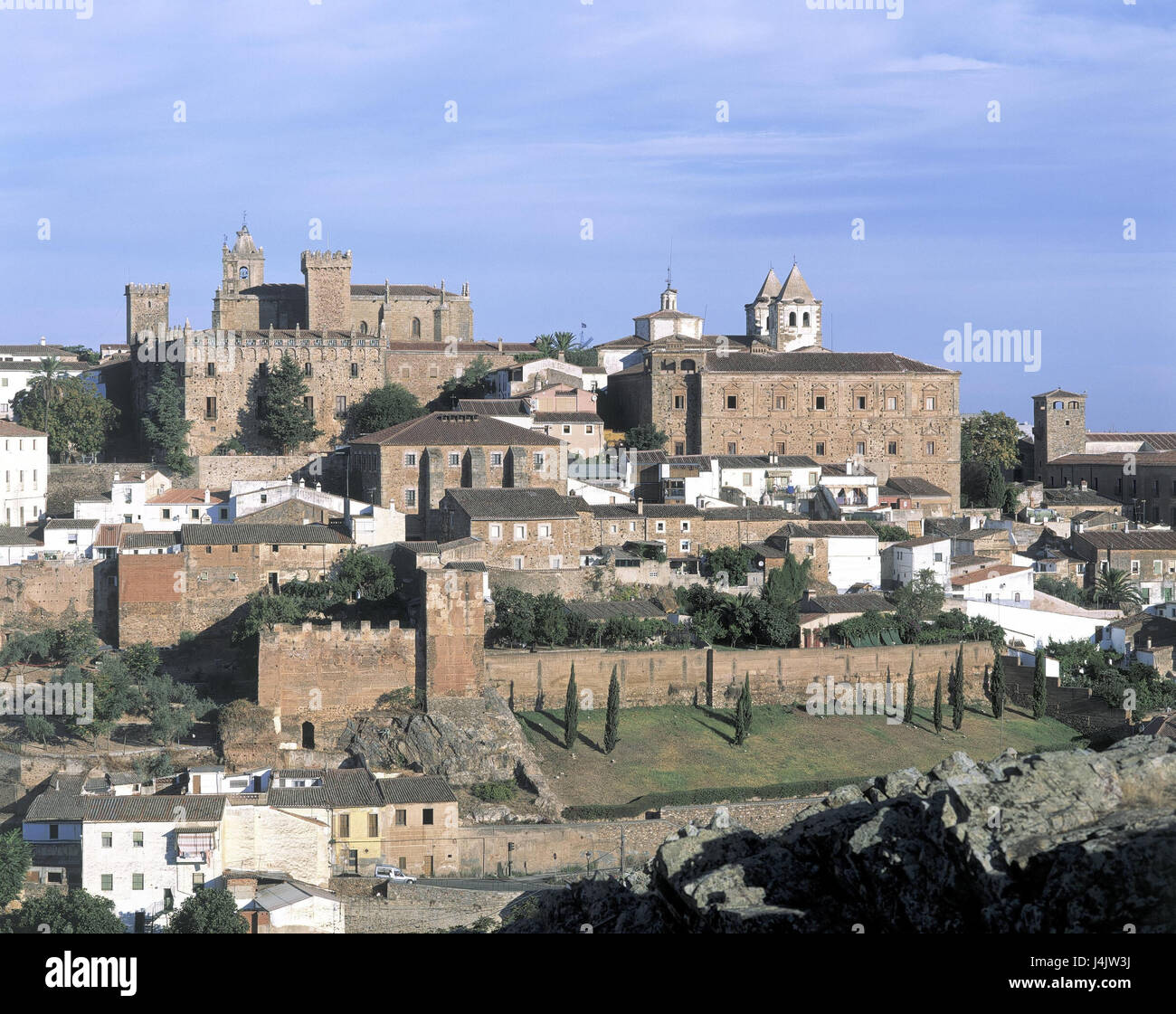 Spain, Caceres, Guadalupe, town overview, cloister ex-diaeresis dura, town view, view, cloister of Nuestra Senora de Guadalupe, city wall, detail, UNESCO-world cultural heritage, structure, architecture, historically Stock Photo