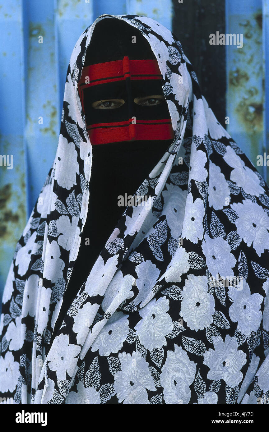 Iran, woman, veils, half portrait the Persian Gulf, veil, Islam, faith, clothes, traditionally, facial veil, chador, outside Stock Photo