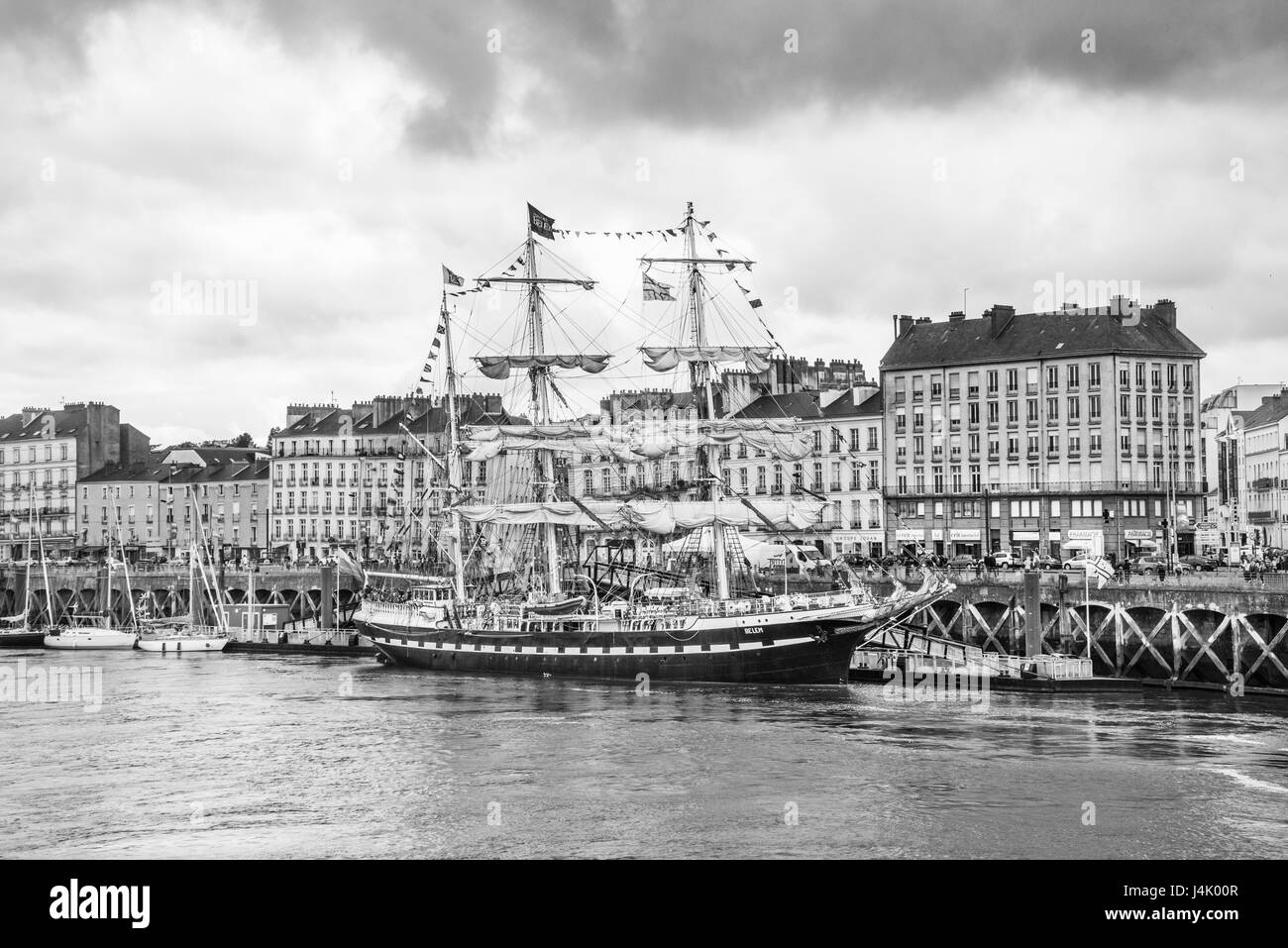 France, Pays de la Loire; Nantes, three-masted barque 'Belem' moored  at Quai de la Fosse, the Belem is the oldest French sailing ship manufactured in Stock Photo