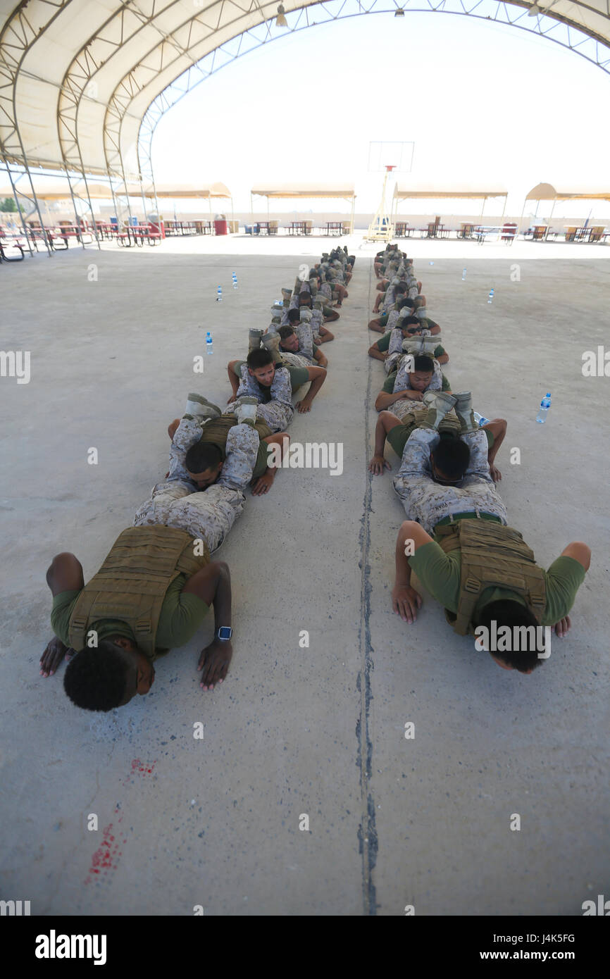 Marine corps command control hi-res stock photography and images - Alamy