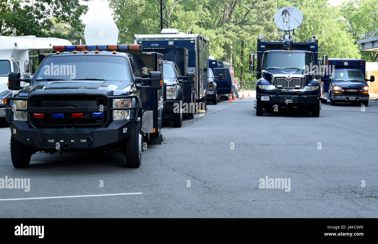 Soldiers and Airmen from the 61st Civil Support Team (CST), Arkansas