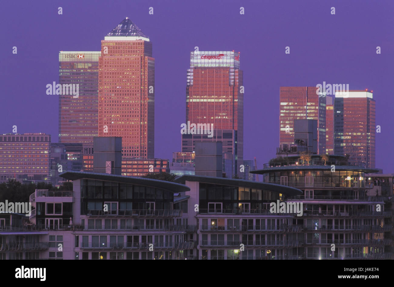 North quay canary wharf skyline hi-res stock photography and images - Alamy