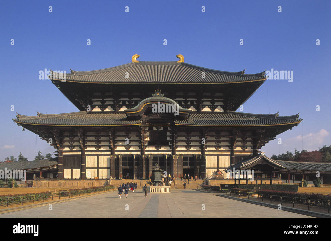 Japan, Nara, Todaiji temple, Buddha's hall Asia, Eastern Asia, island state, Nippon, Nihon Koku, Honshu, UNESCO-world cultural heritage, building, architecture, hall, timber-frame construction way, the biggest wooden building of the world, place of interest, landmark, religion, sacred construction, Buddhism, visitor Stock Photo