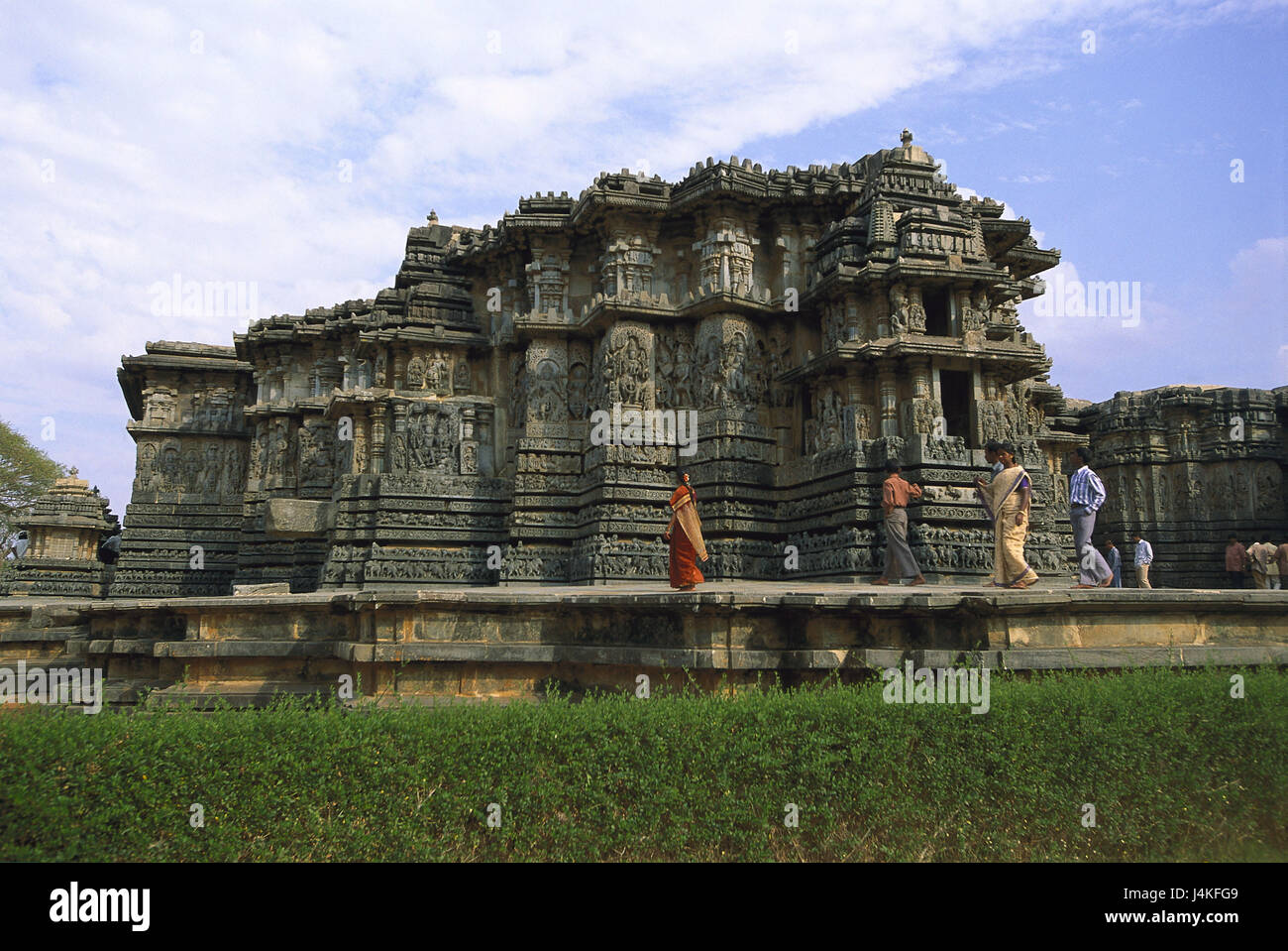 India, Karnataka, Halebid, Hoysaleswara temple, visitor Asia, South