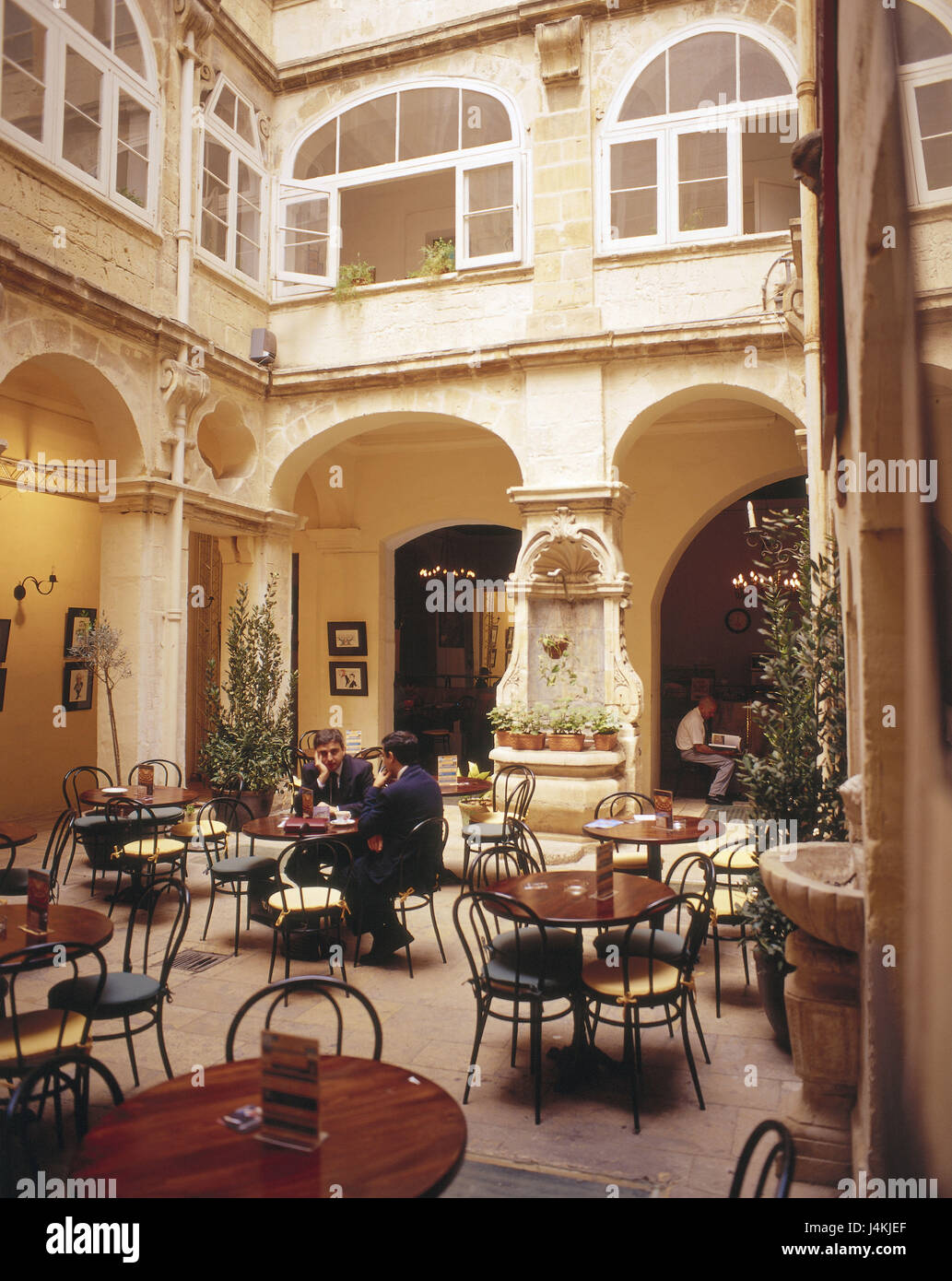 Island Malta, La Valetta, Manoel Theatre, atrium, cafe, guests, no model release! Island state, Mediterranean island, town, capital, il-Belt Valletta, Old Town, UNESCO-world cultural heritage, building, the oldest theatre of Europe, builds in 1732, inner courtyard, seating, visitor Stock Photo