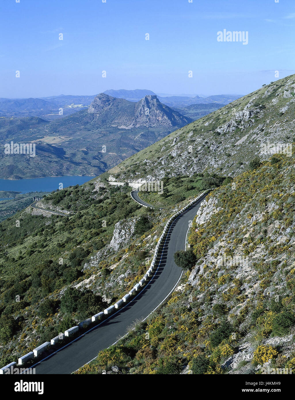 Spain, Andalusia, Sierra Nationwide park, mountain landscape, street national park, mountains, mountain road, lake, mountain lake, overview Stock Photo