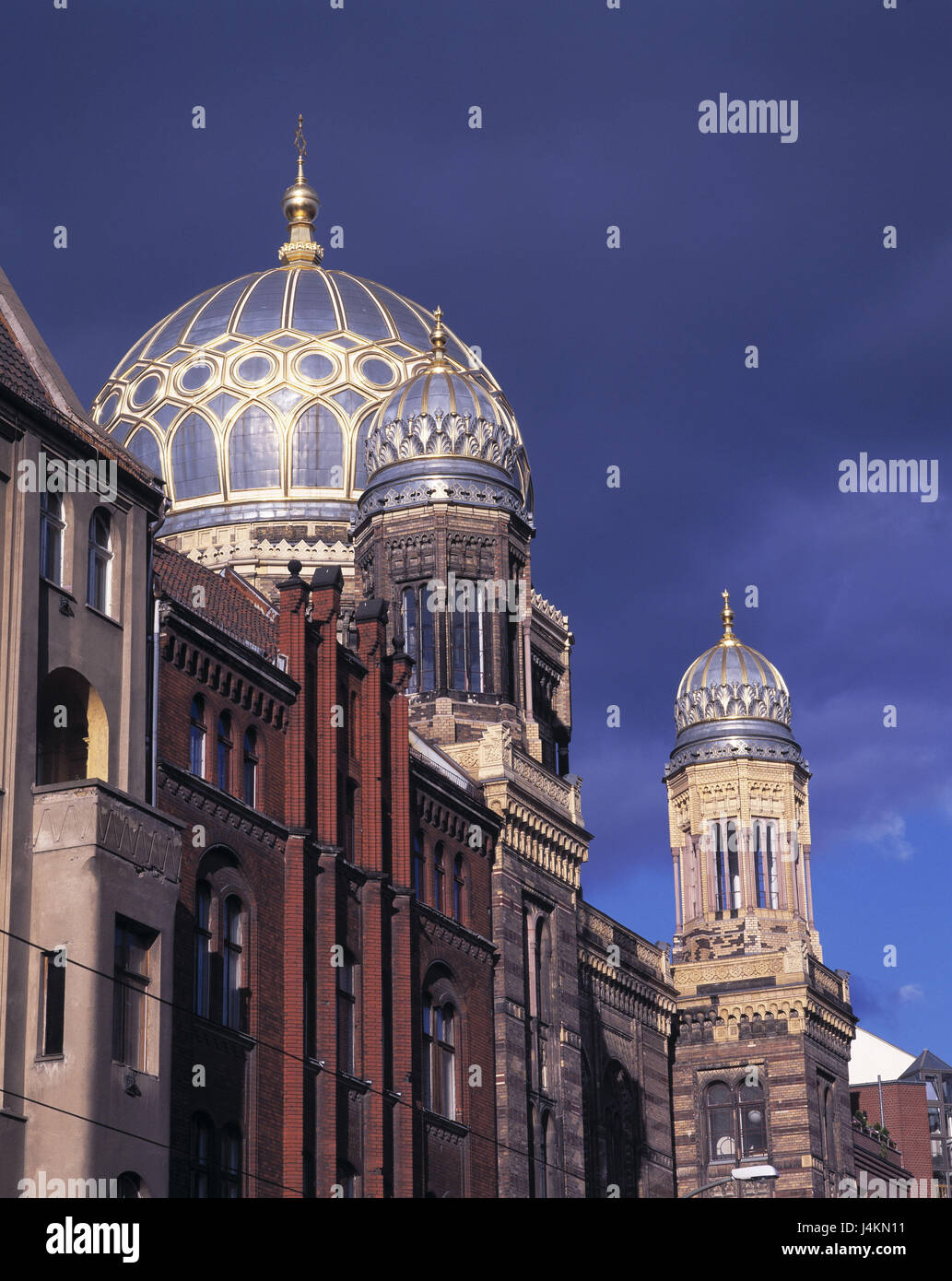 Germany, Berlin middle, Oranienburger street, new synagogue, centrum Judaicum Europe, cosmopolitan city, capital, Berlin, sacred construction, meeting place, service building, Bethaus, church, Jewish, faith, religion, building, domes, architectural style maurisch, structure, historically, in 1859 - in 1866, architect Eduard Knoblauch, Friedrich August Stüler, cultural asset, place of interest, summer Stock Photo