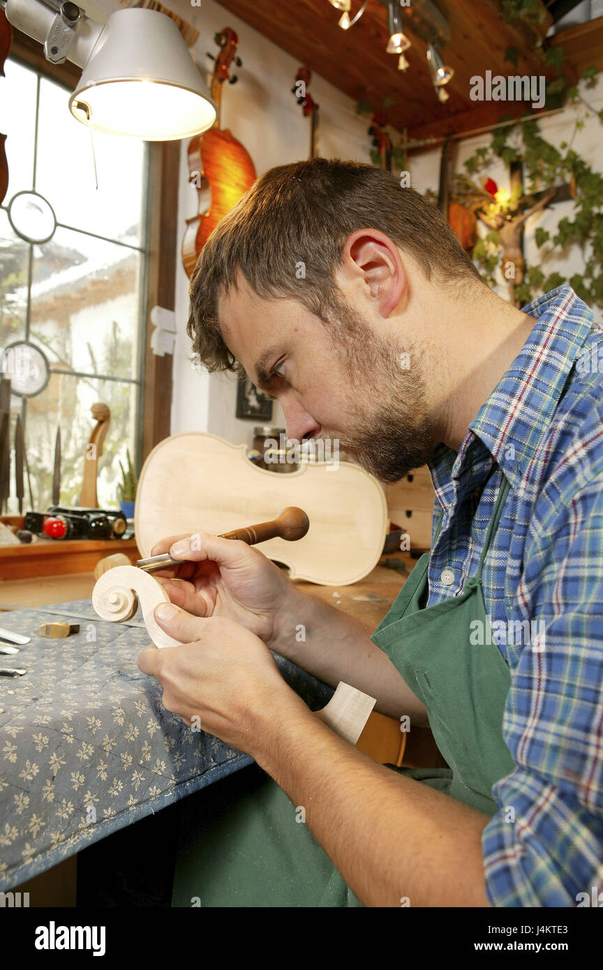 Germany, Upper Bavaria, Mittenwald, garage, violin maker, work South
