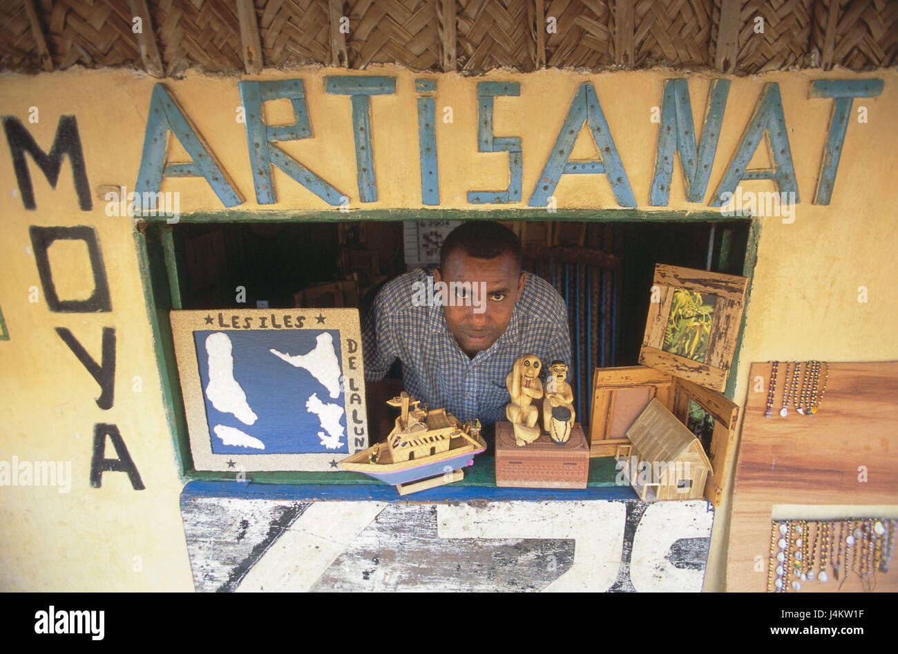 The Comoro Archipelago, island Anjouan, Moya, business, seller, souvenirs, no model release! Africa, Indian ocean, island state, Nzwani, economy, sales, souvenir sales, souvenir business, handicraft, man, non-white, swarthy, swarthy, local, view camera Stock Photo