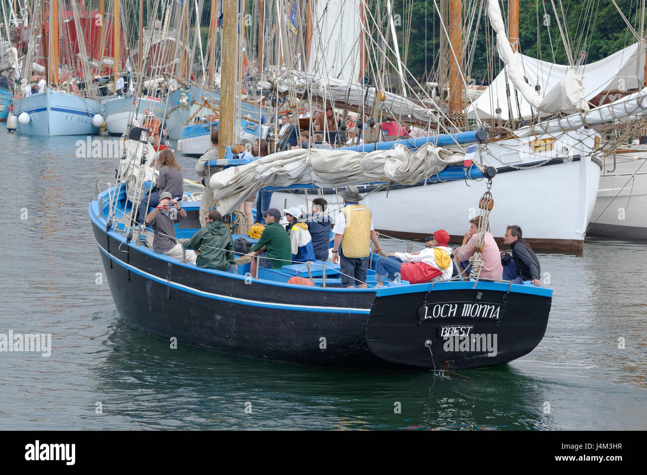 Loch Monna : traditional fishing boat (dredging of the scallop), built in 1956, homeport : Brest, Brittany, Fr. Stock Photo