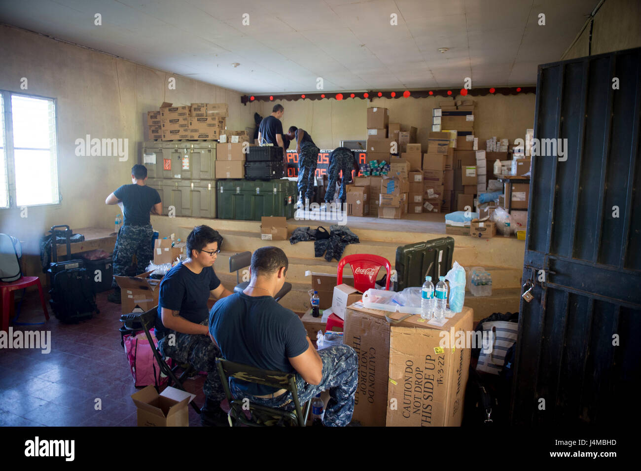 170220-N-YL073-378   TRUJILLO, Honduras (Feb. 20, 2017) Sailors organize dental supplies at the Continuing Promise 2017 (CP-17) medical site in Trujillo, Honduras. CP-17 is a U.S. Southern Command-sponsored and U.S. Naval Forces Southern Command/U.S. 4th Fleet-conducted deployment to conduct civil-military operations including humanitarian assistance, training engagements, and medical, dental, and veterinary support to Central and South America. (U.S. Navy photo by Mass Communication Specialist 2nd Class Shamira Purifoy) Stock Photo