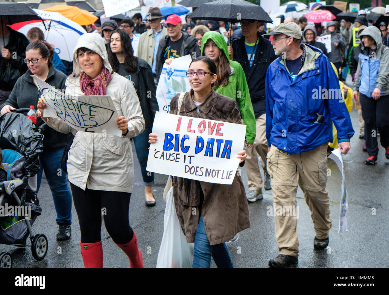 March for Science rally on Earth Day, Washington DC, USA, April 22, 2017. Activists and protesters marching along Constitution Avenue to the United St Stock Photo
