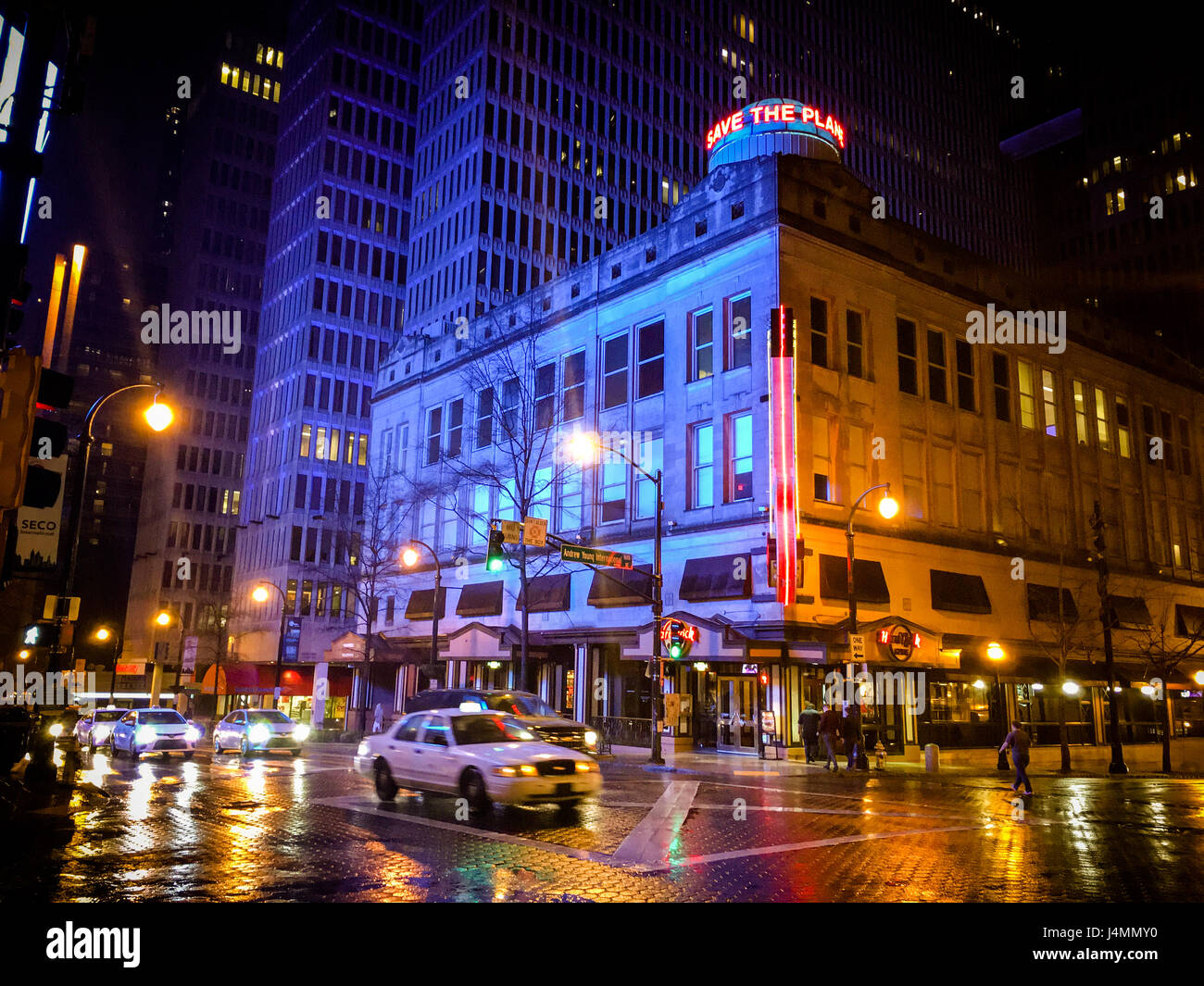 Peachtree street atlanta hi-res stock photography and images - Alamy