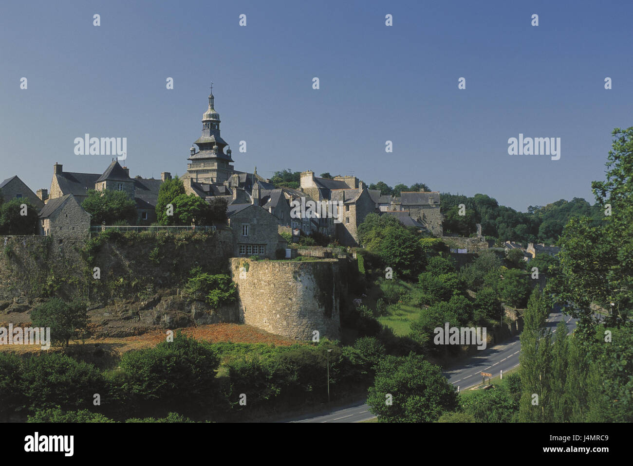 France, Brittany, Moncontour, local view, church, poor Europe, place, houses, residential houses, parish church, city fortification, castle defensive wall, fortress, culture, place of interest Stock Photo