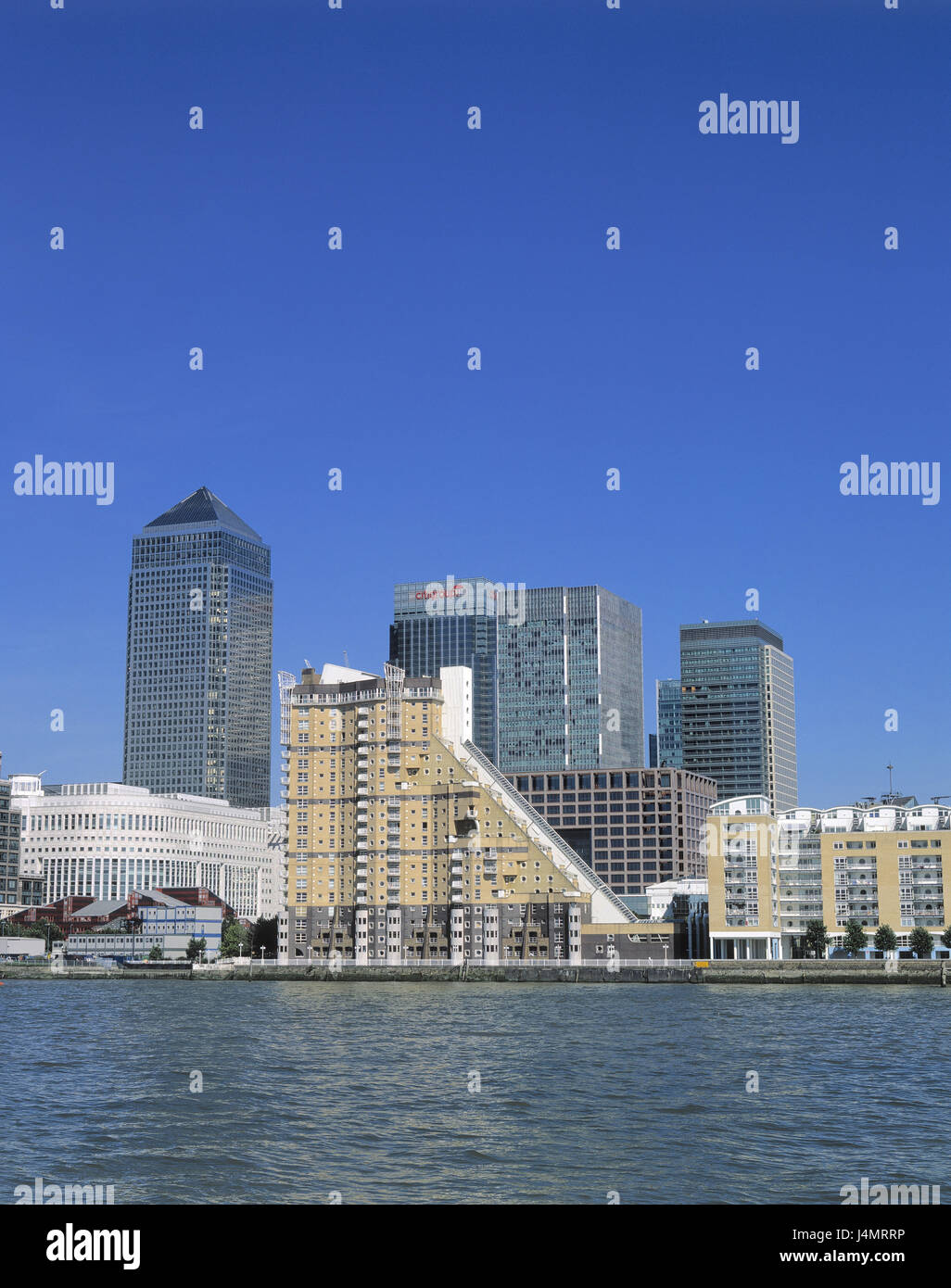 North quay canary wharf skyline hi-res stock photography and images - Alamy