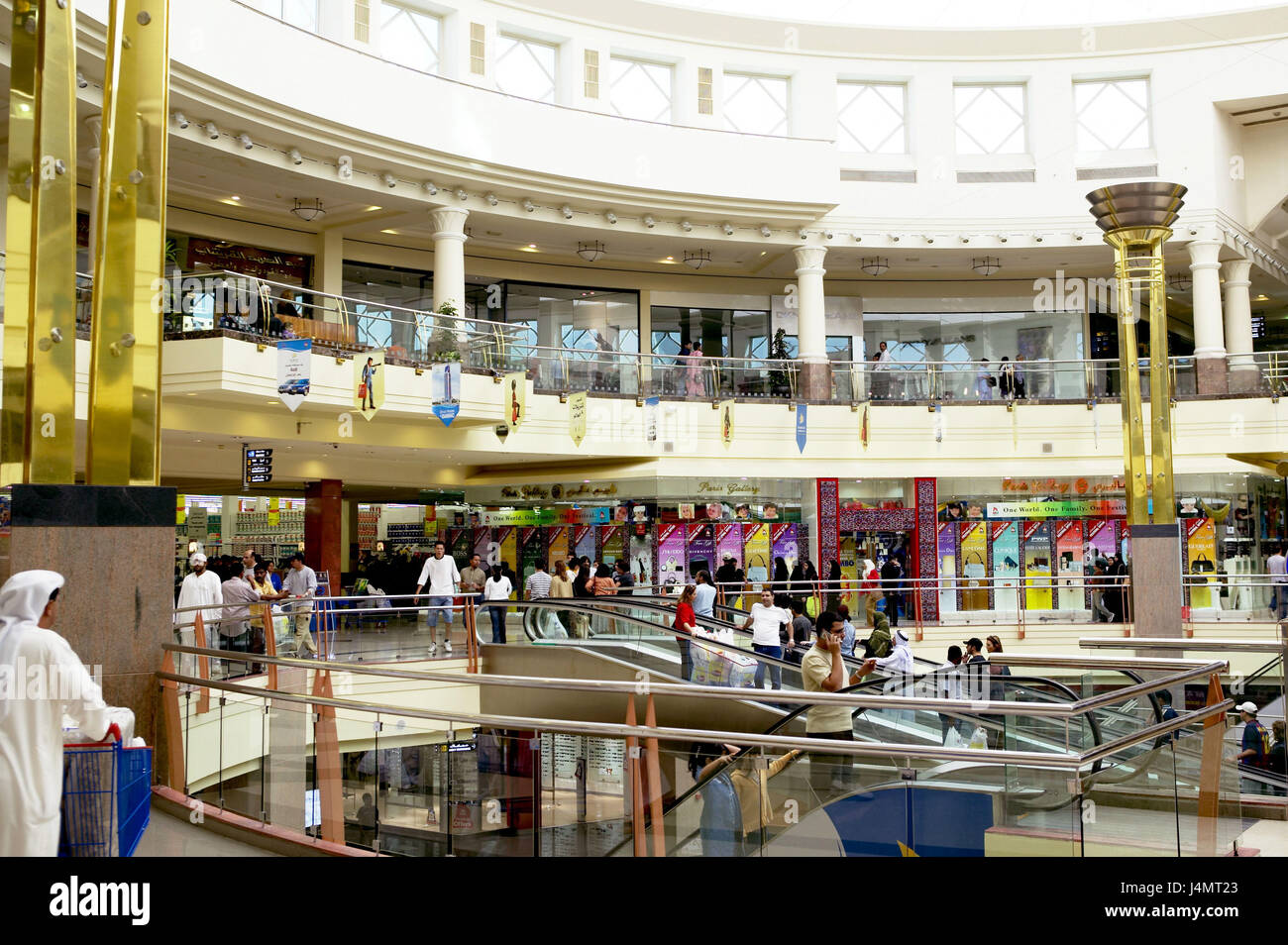 Hollister deira city clearance center