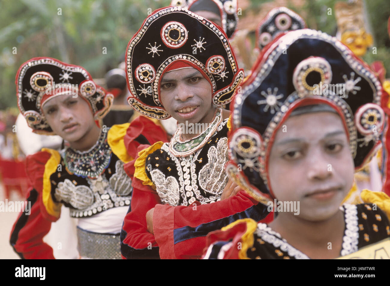 Sri Lanka, Mirissa, New Year full moon feast, procession, boy, costumes