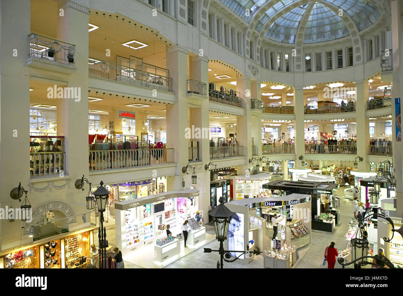 Russia, St. Petersburg, shopping centre Passasch, shopping arcade