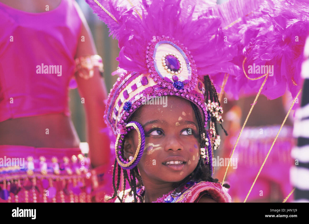 Notting hill carnival headdress hi-res stock photography and images - Alamy