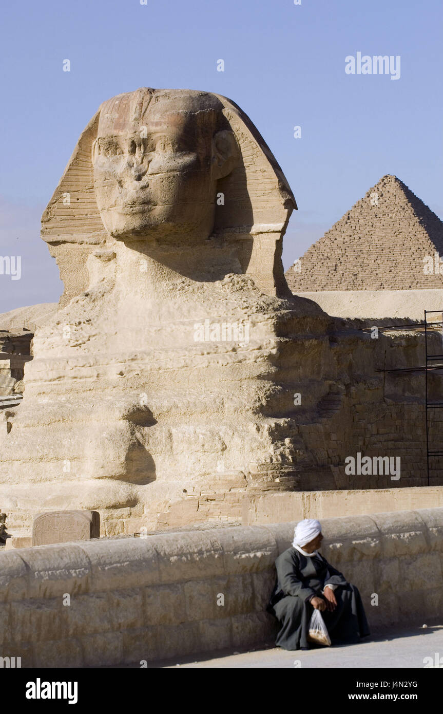 Egypt, Cairo, Giseh, sphinx, Chephren pyramid, man, Stock Photo