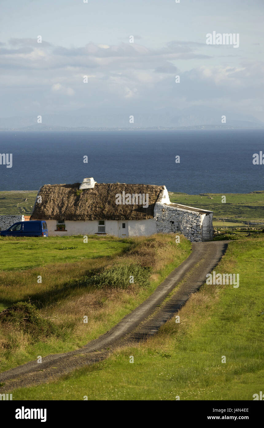 Cottage Doolin Clare Ireland High Resolution Stock Photography and
