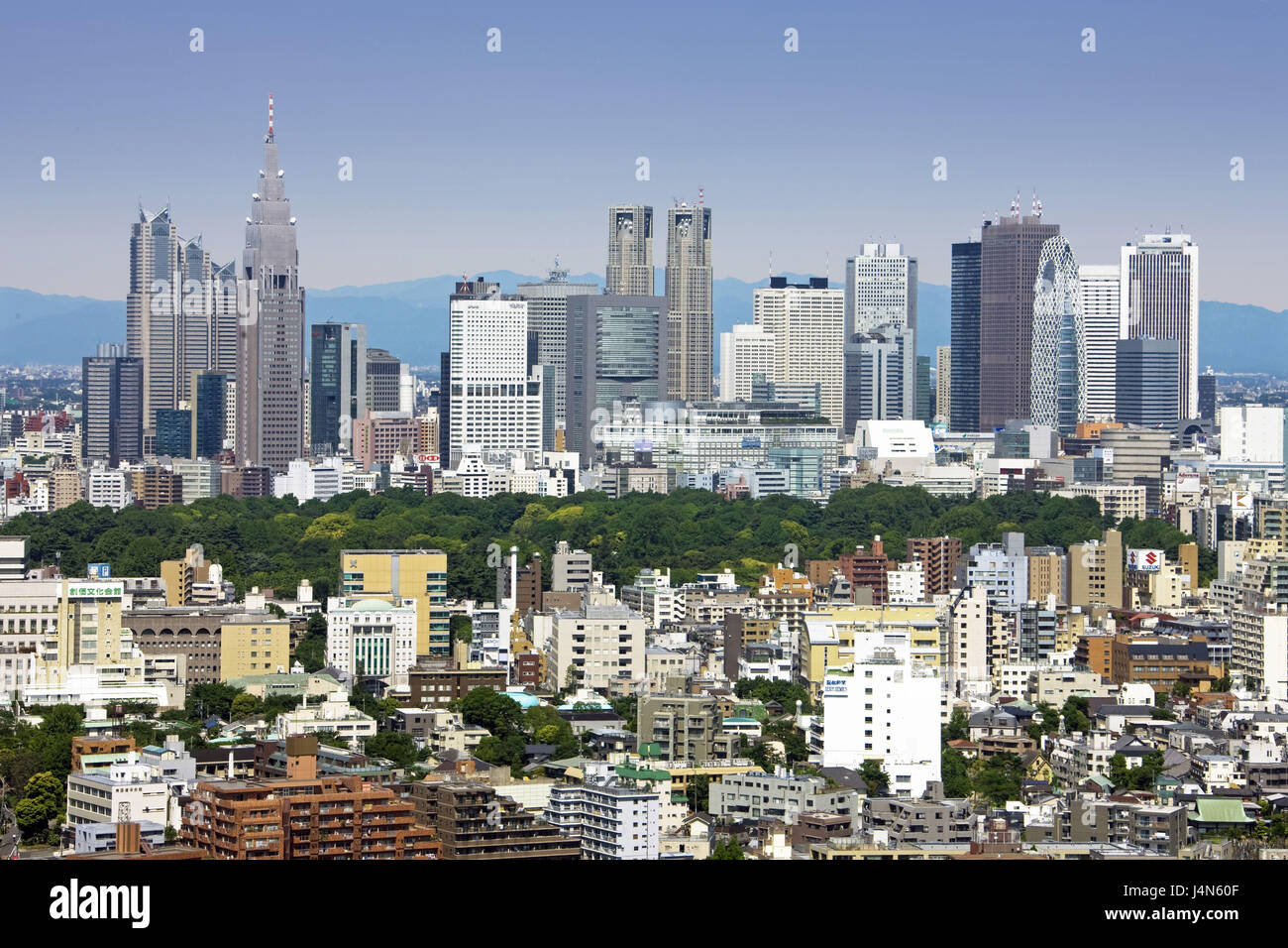 Japan Tokyo Shinjuku Skyline Shinjuku Gyoen Park Stock Photo Alamy