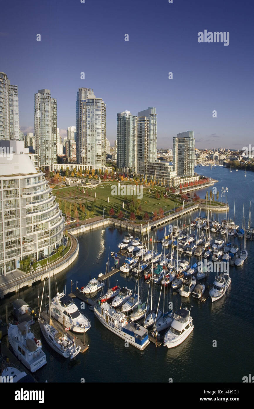 Canada, British Columbia, Vancouver, False Creek, centre of the city, town view, harbour, North America, British Colombia, town, port, high rises, buildings, architecture, water, boats, yacht harbour, yachts, Stock Photo