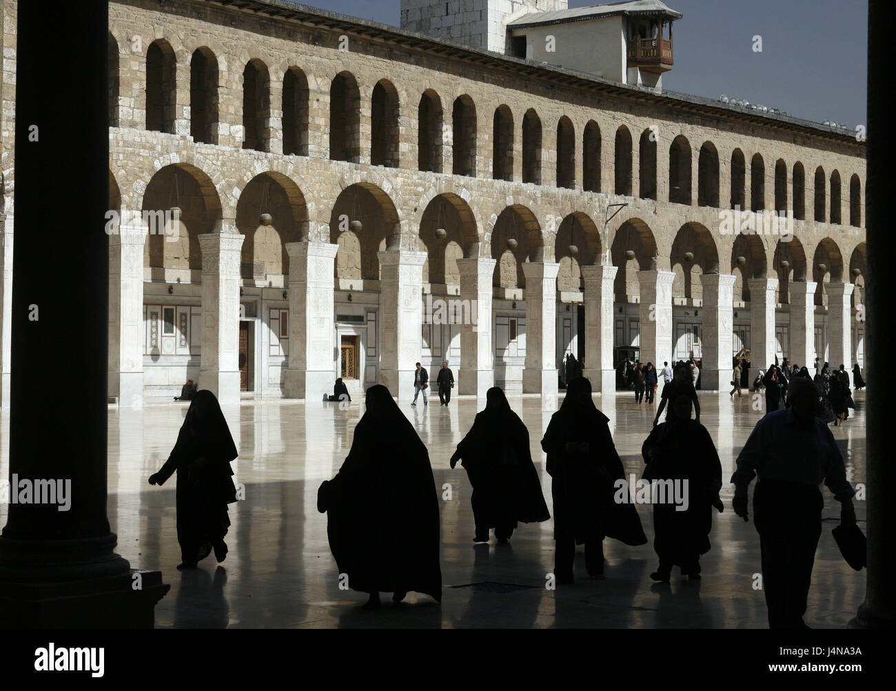 Syria, Damascus, Old Town, Umayyad mosque, inner courtyard, believers, place of interest