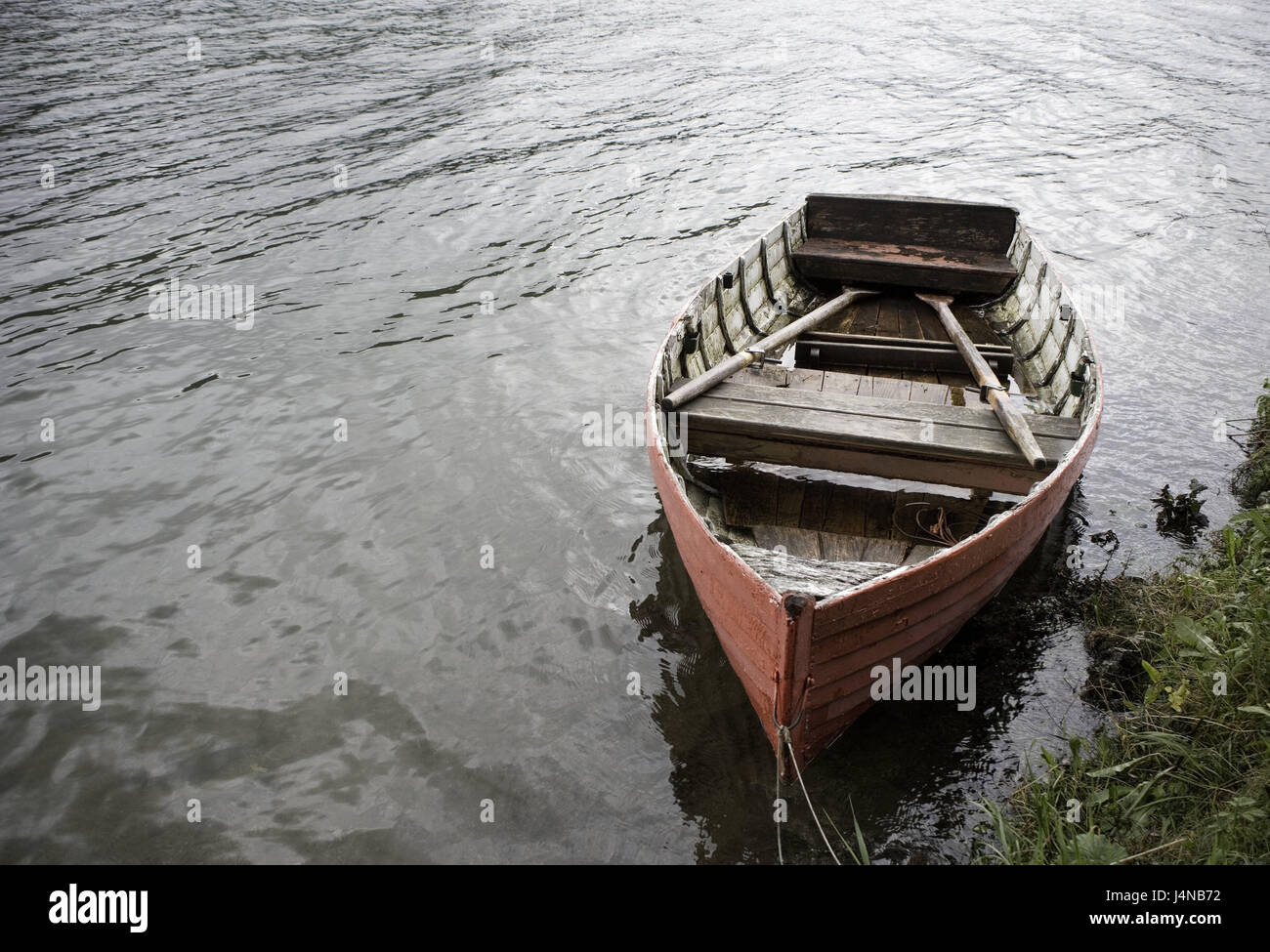 Austria, Styria, Erlaufsee, oar boot, lake, lakeside, shore, icon, waters, exit, silence, rain weather, rain, bad weather, lonely, oar, wooden boot, boat, water, Stock Photo