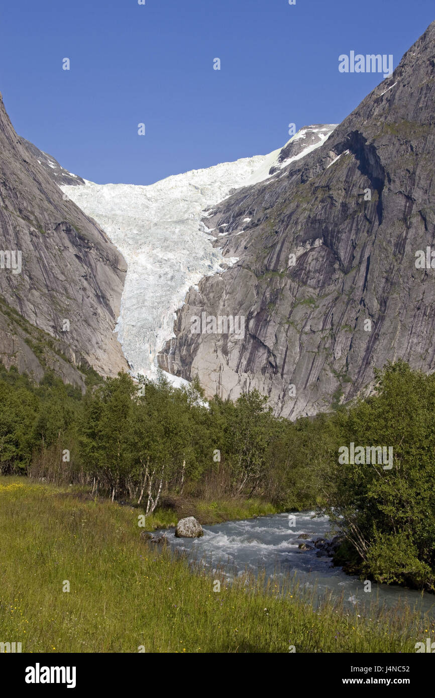 Norway, Sogn og Fjordane, Brikdal Glacier, brook, Stock Photo