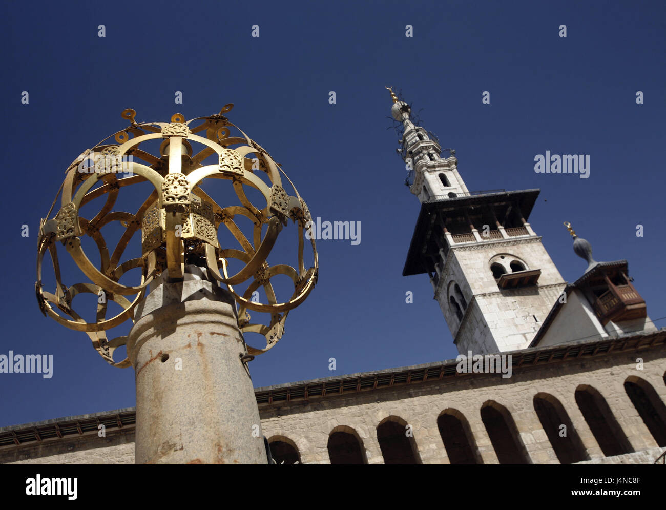 Syria, Damascus, Old Town, Umayyad mosque, inner courtyard, minaret, sculpture, place of