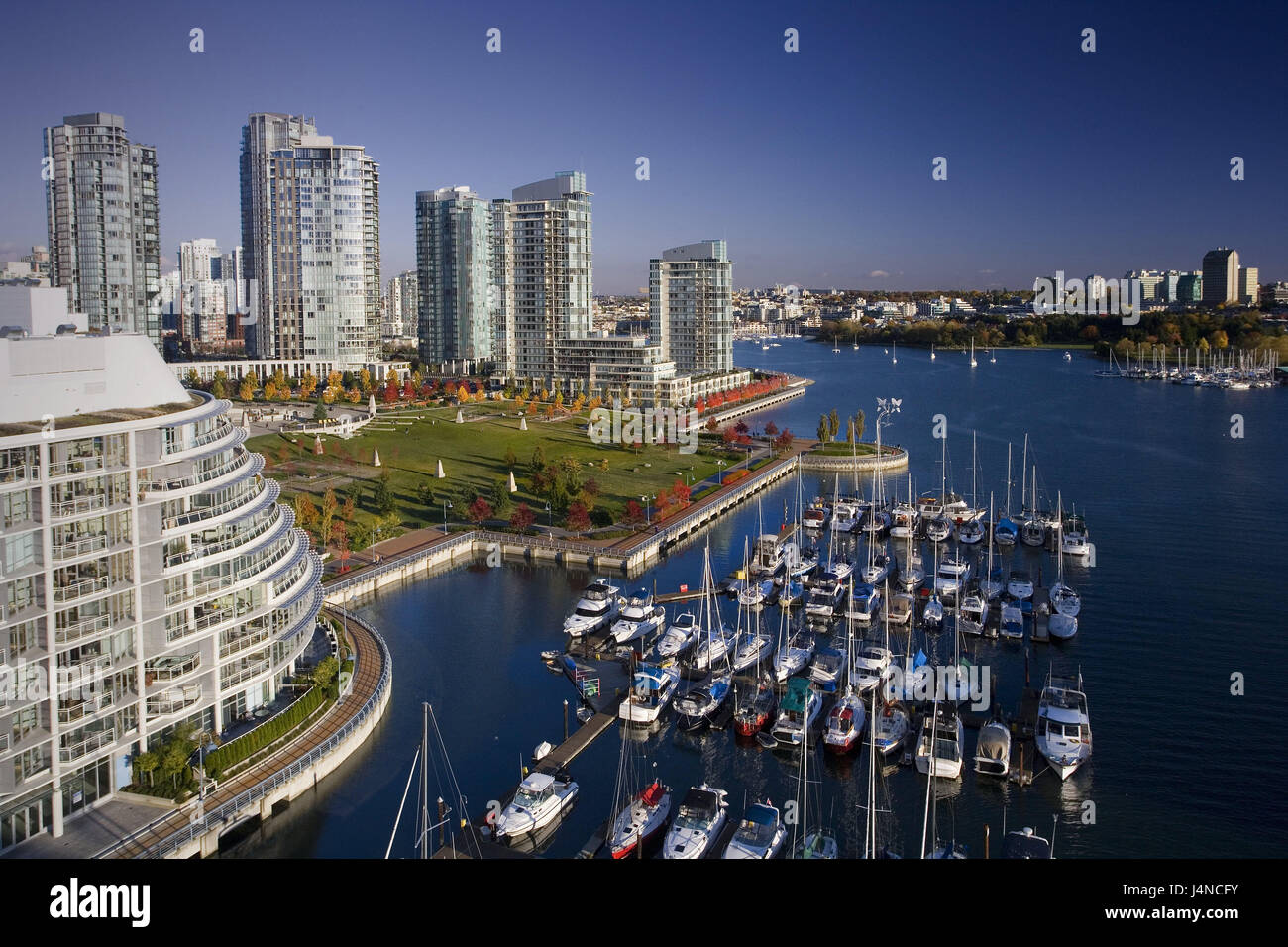 Canada, British Columbia, Vancouver, False Creek, centre of the city, town view, harbour, North America, British Colombia, town, port, high rises, buildings, architecture, water, boats, yacht harbour, yachts, Stock Photo