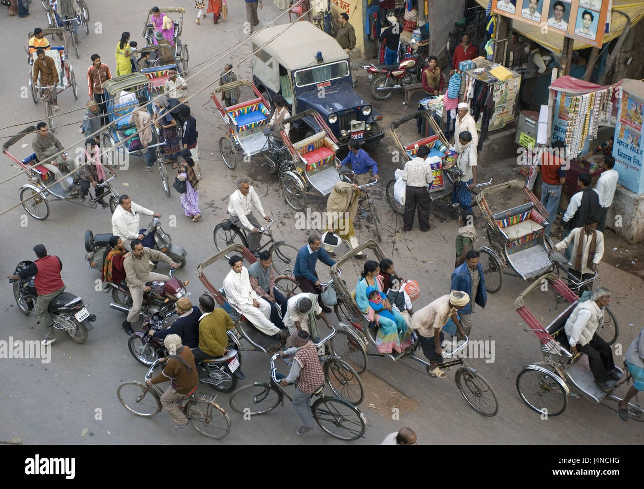 India, Uttar Pradesh, Benares, centre of the city, street scene, from above, Stock Photo