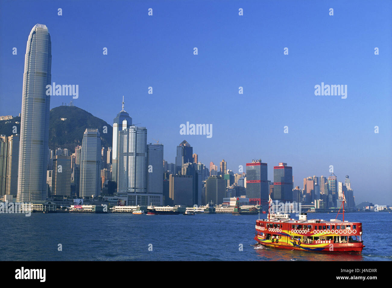 China, Hong Kong, Hong Kong Iceland, skyline, Victoria Harbour, ferry, sea, Asia, town, city, cosmopolitan city, metropolis, town view, skyscraper, high rises, architecture, harbour, navigation, ferryboat, ships, ship traffic, Star-Ferry, means of transportation, personal transport, mountain, Stock Photo