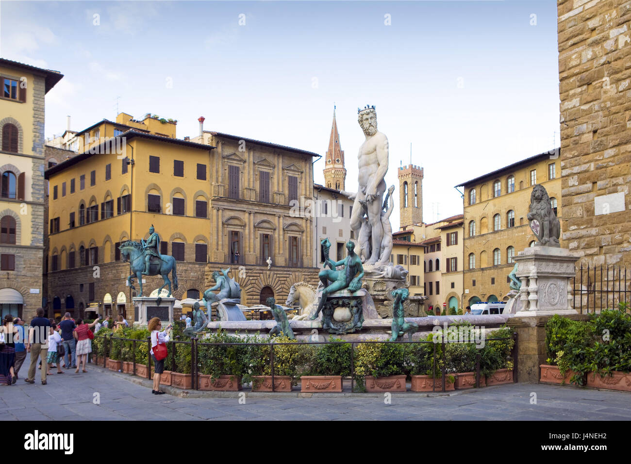 Italy, Tuscany, Florence, Piazza della Signoria, Neptune's wells, statues, tourists, Stock Photo