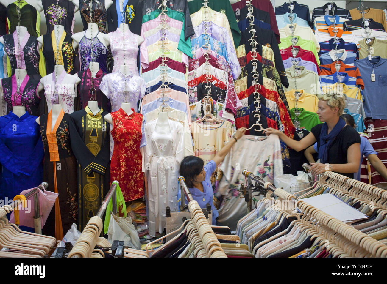 Vietnam, Ho Chi Minh Stadt, market of Ben Thanh, mannequins, clothes, tourists, no model release, Stock Photo