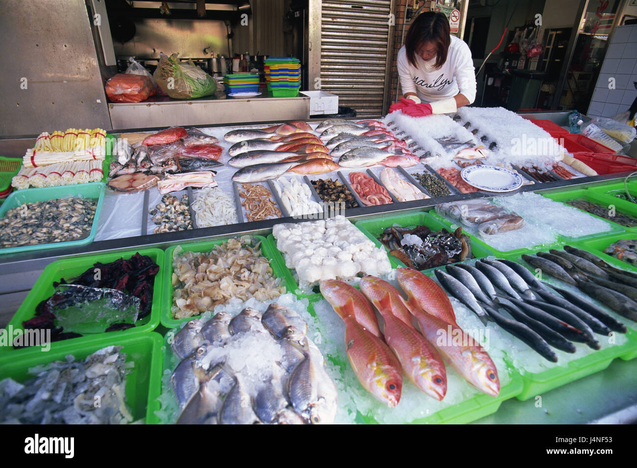 Taiwan, Kaohsiung, Cijin Iceland, Seafood restaurant, expense, detail, shop assistant, no model release, Asia, destination, place of interest, island, bar, gastronomy, seafood, fish, food fish, fish market, variety, Food, sea animals, people, woman, Asian, Stock Photo