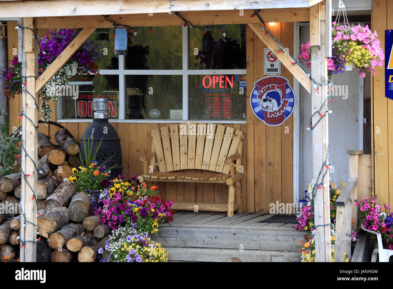 Yukon eat territory hires stock photography and images Alamy
