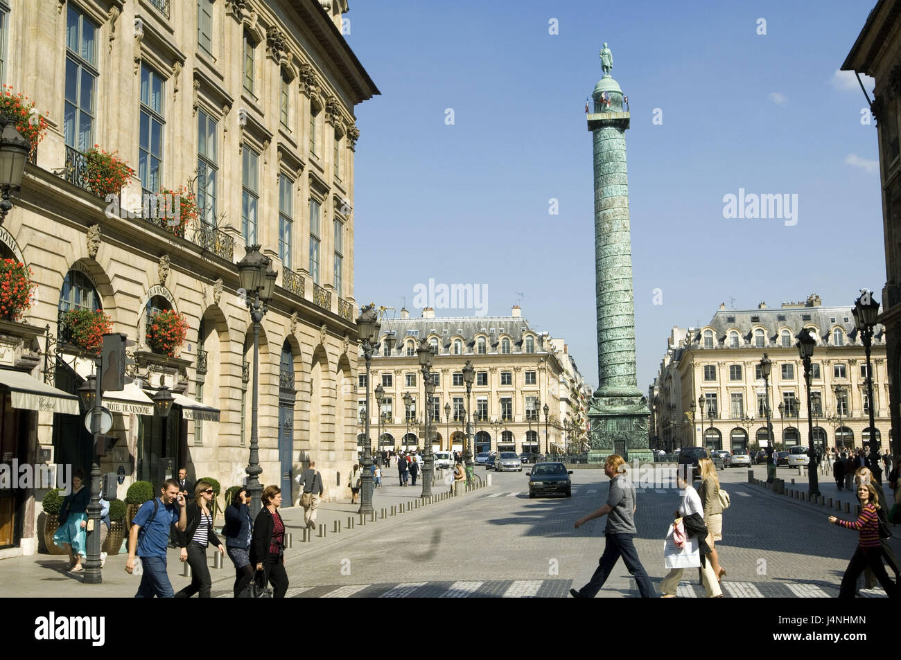France, Paris, Place Vendome, Colonne de la grandee army, passer-by, Stock Photo