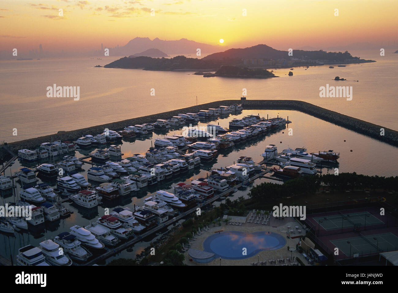 China, Hong Kong, Bang Chau Iceland, Discovery Bay, harbour, sunrise, Asia, island, islands, bay, boats, overview, neighbouring island, tourism, leisure time, travel, tuning, morning, morning tuning, daybreak, dusk, daybreak, silence, rest, Stock Photo