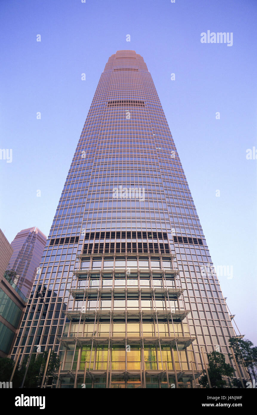 Internationally finance centre building hi-res stock photography and ...