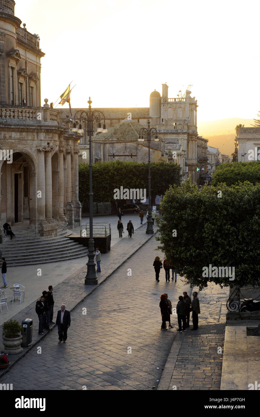 Via vittorio emanuele iii hires stock photography and images Alamy