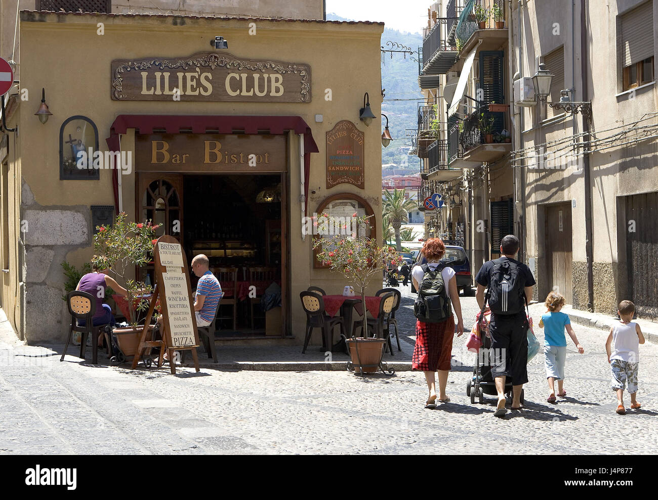 Italy, island Sicily, Cefalu, street cafe, tourist, no model release Stock Photo Alamy
