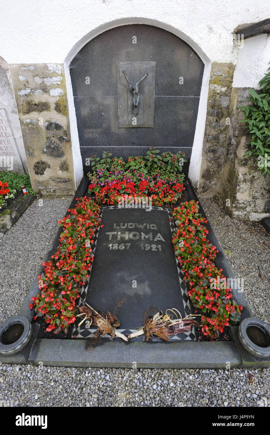 Tomb of ludwig thoma in rottach