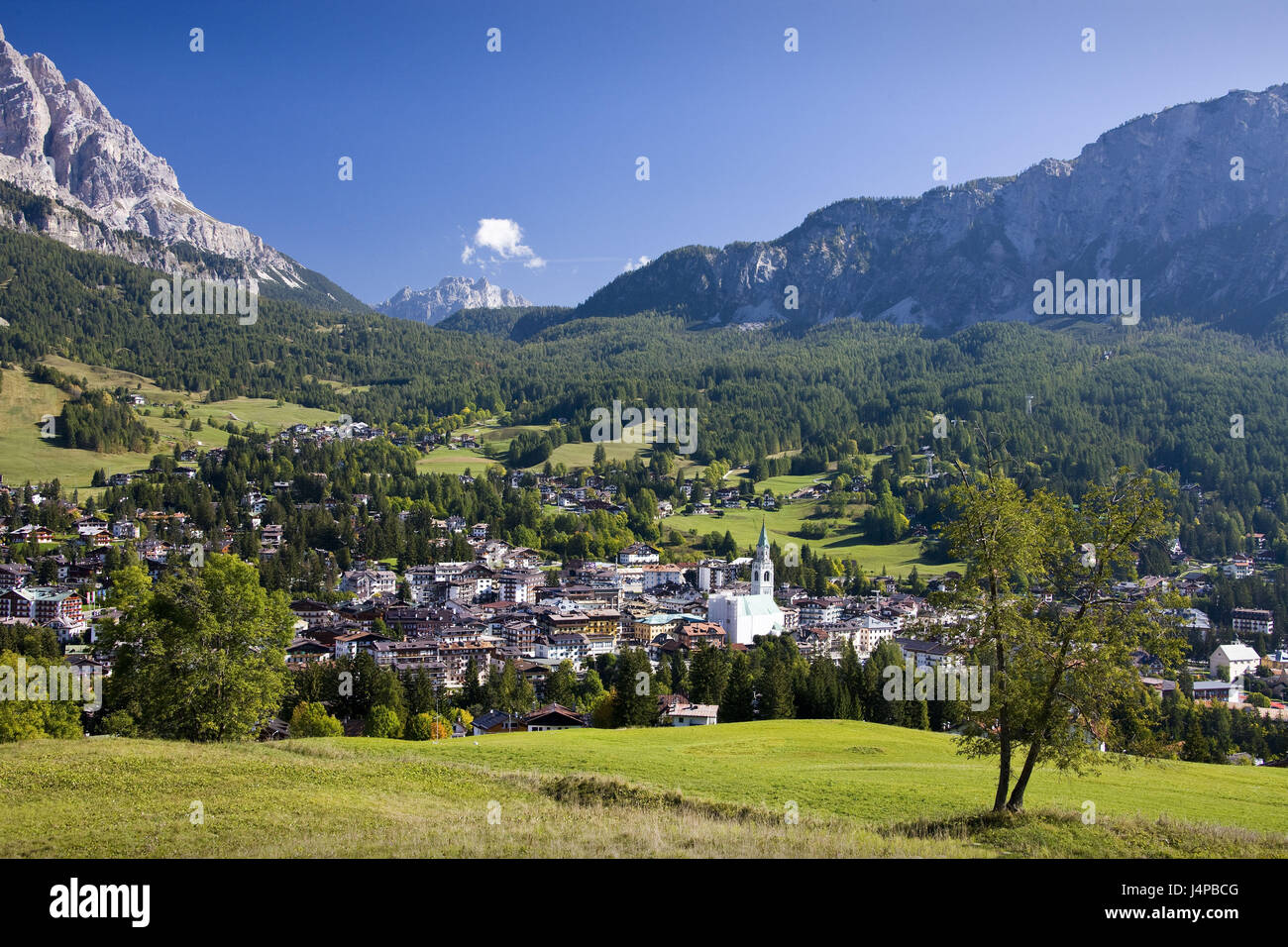 Italy, the Dolomites, Cortina D' Ampezzo, local view, Stock Photo