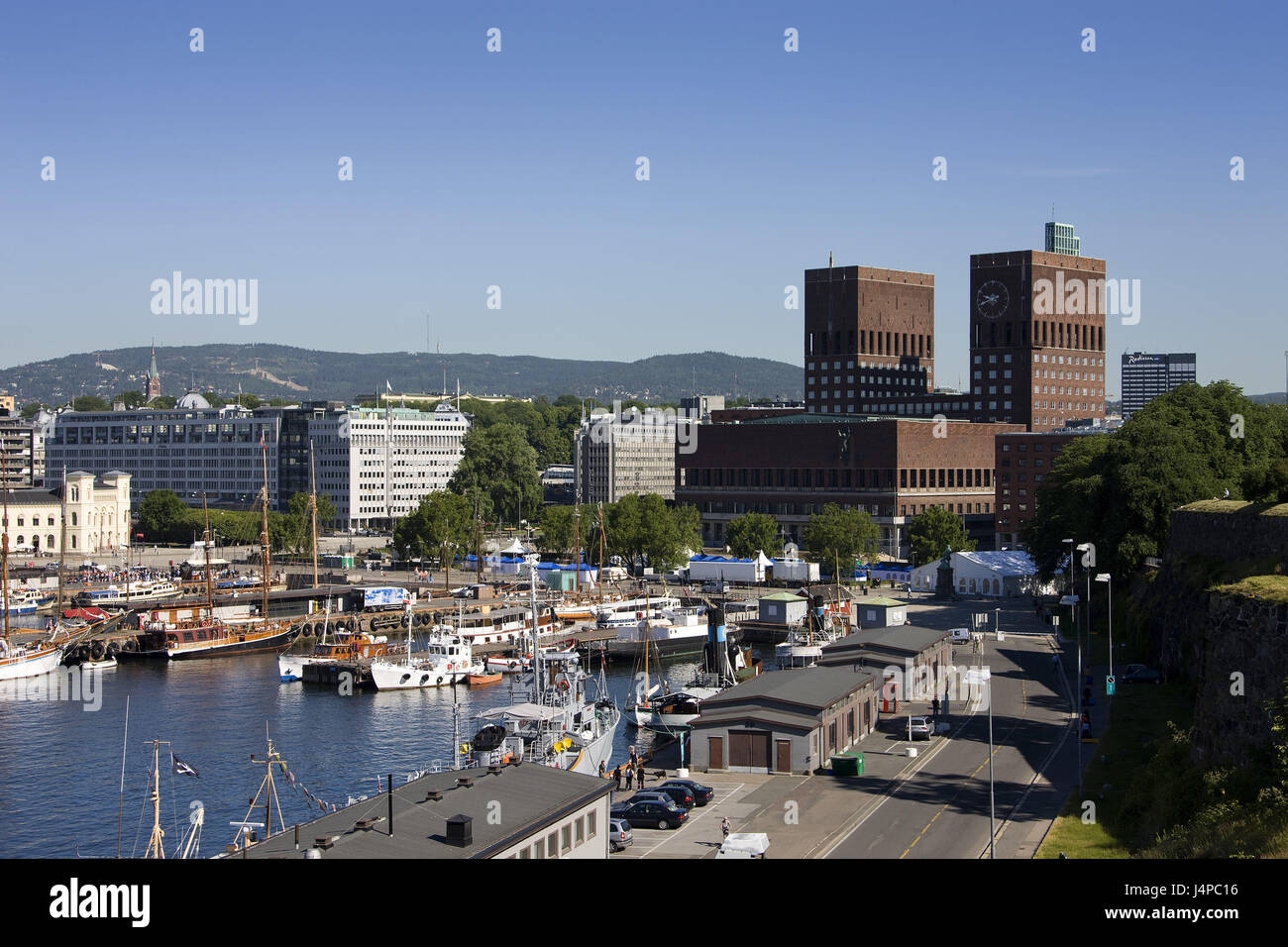 Oslo city hall hi-res stock photography and images - Alamy