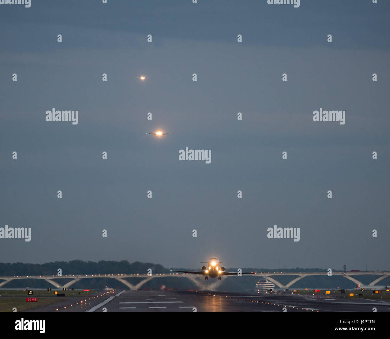 Arlington, Virginia/USA – May 8 2017: Activity at Ronald Reagan Washington National Airport Stock Photo