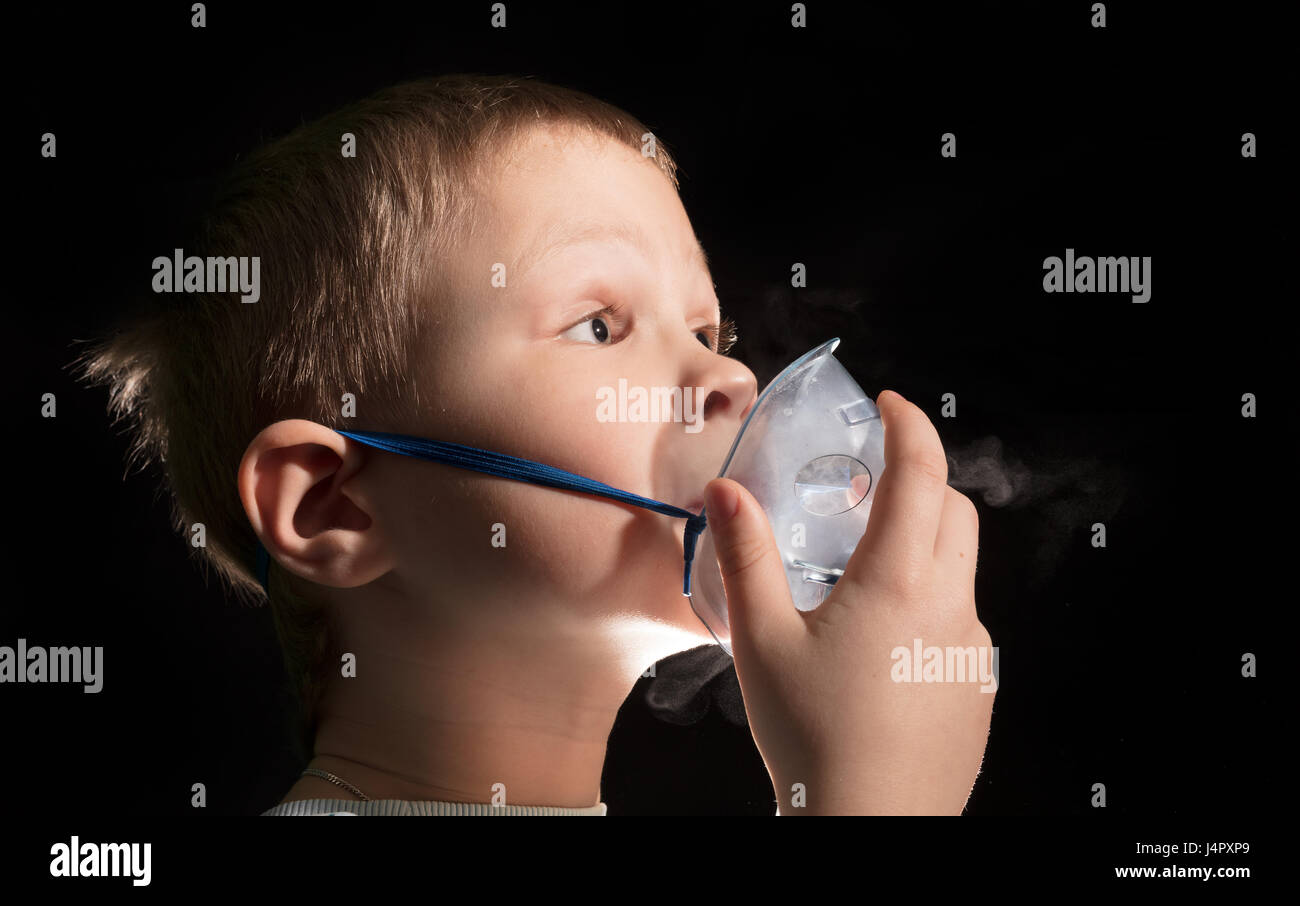 Child breathing difficulty hires stock photography and images Alamy
